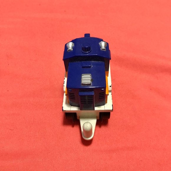 Mattel Geo Tracks - 1 locomotive and 2 freight cars - Picture 5 of 14